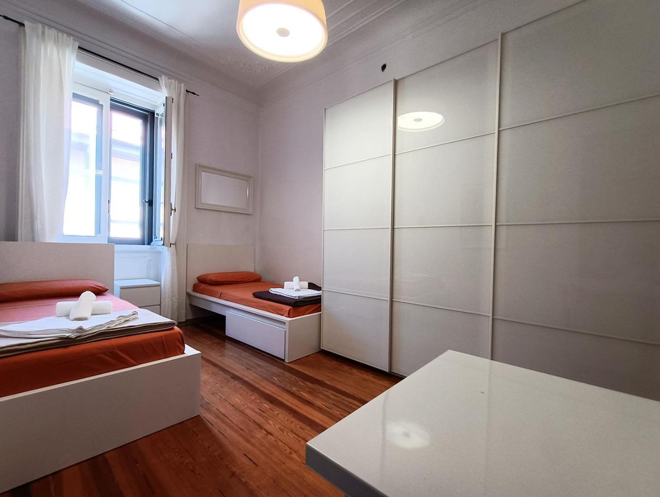 Sahi - Residenza Corso Italia Tre Camere, Due Bagni E Un Salone Milan Exterior photo